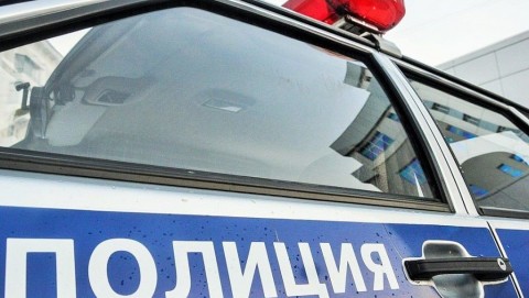 Житель Бийска предъявил полицейским фальшивое водительское удостоверение